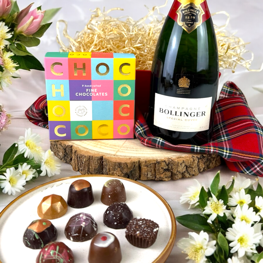Say It in Style: Celebrate Life’s Milestones with a Congratulations Hamper