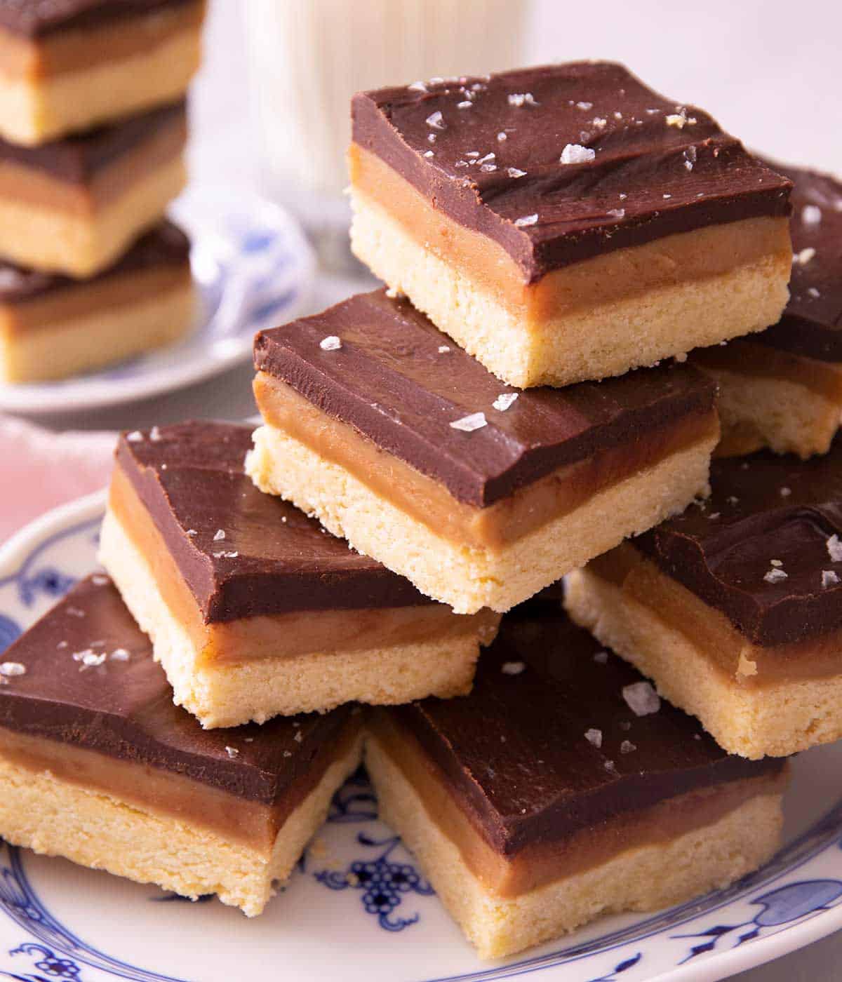 Caramel Shortbread Cobbs - Scottish Hampers