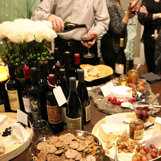 How to Create the Perfect Christmas Cheese and Wine Evening - Scottish Hampers