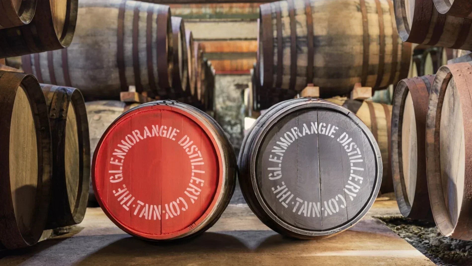 Single Malt Scotch Whisky — The Complete Tasting Guide - Scottish Hampers
