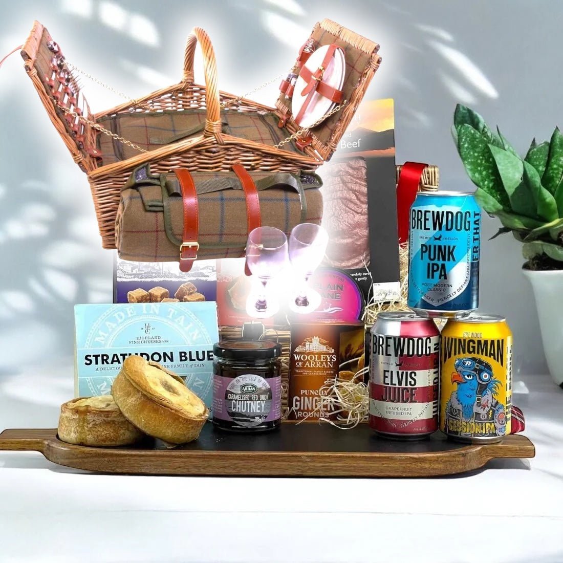 The Brewer’s Banquet Hamper - Scottish Hampers