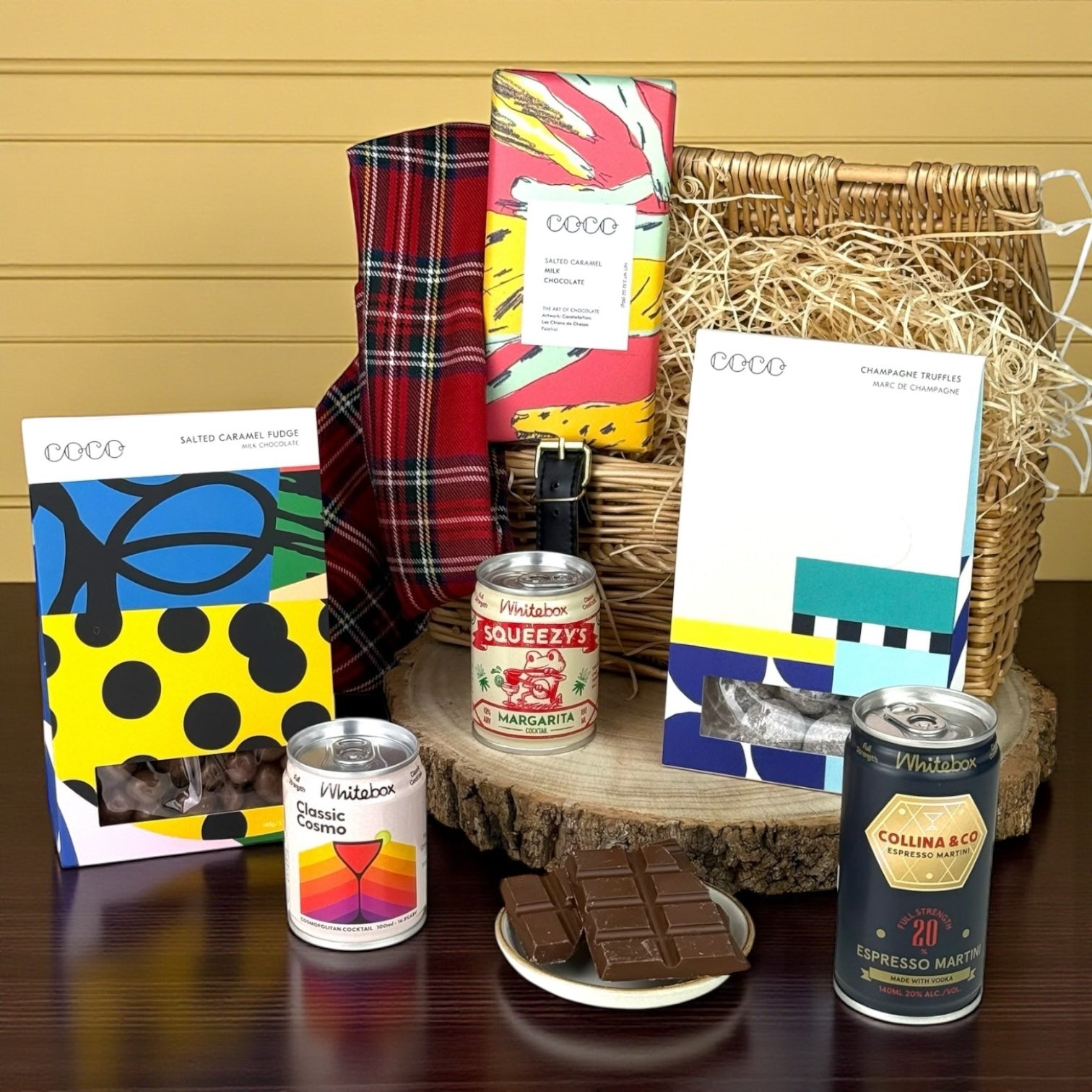 Cocktail & Chocolate Gift Hamper - Scottish Hampers