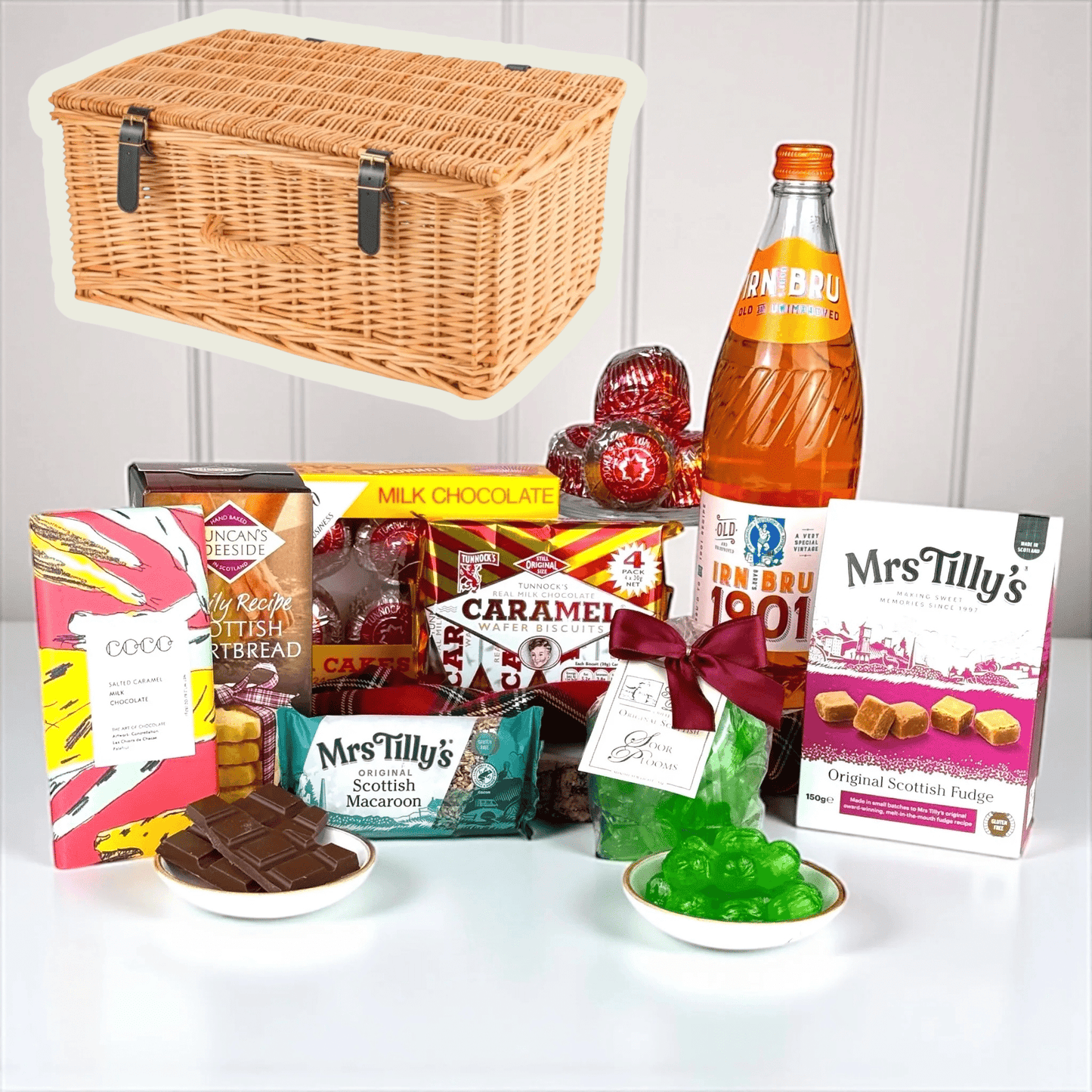 Wee Yin Scottish Treats Box - Scottish Hampers