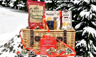 Celebrate the Festive Season with Our Scottish Christmas Cracker Food Hampers